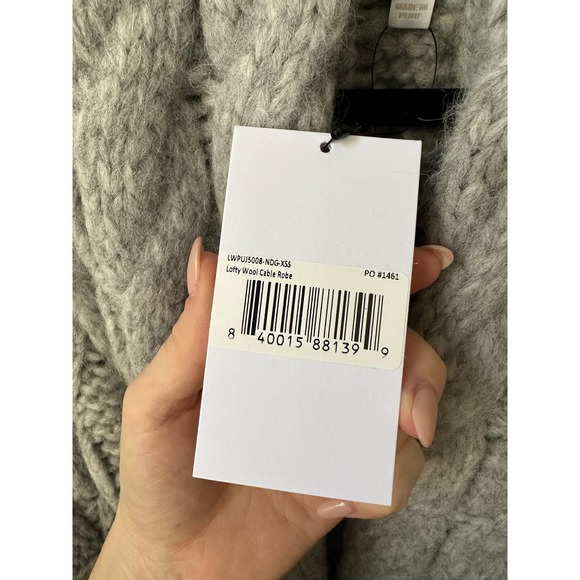 LUNYA Lofty Wool Cable Robe XS/S - Picture 4 of 8